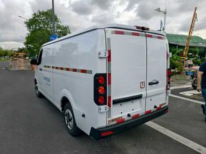 吉利V6F纯电动中型面包车租赁